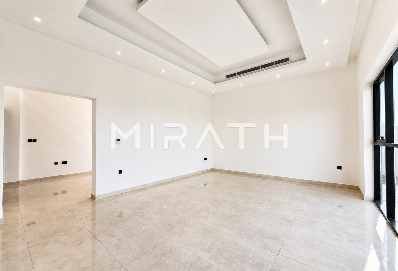 Premium 5BR Villa | Private Lift | Luxury photo 9