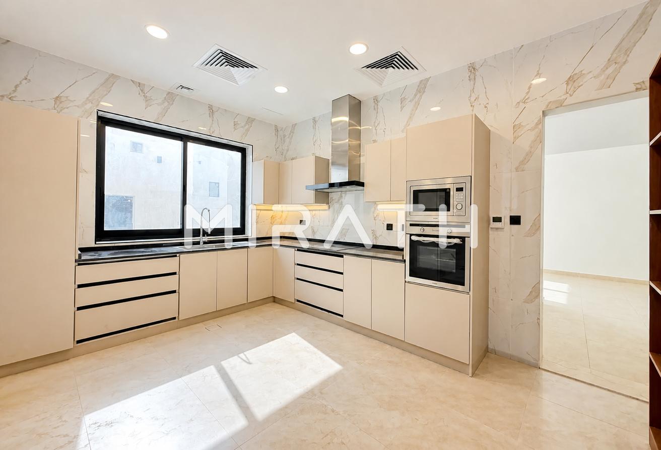 Premium 5BR Villa | Private Lift | Luxury photo 14
