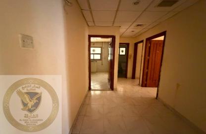Apartment - 2 Bedrooms - 2 Bathrooms for rent in Qasimia 10 building - Al Mahatta - Al Qasimia - Sharjah