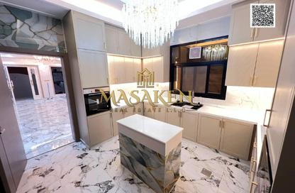 Villa - 5 Bedrooms - 7 Bathrooms for sale in Al Yasmeen 1 - Al Yasmeen - Ajman