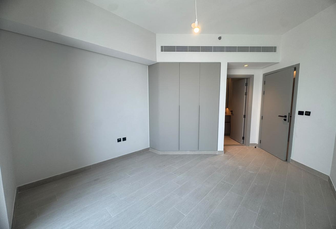 Smart Unit | Modern Living | Prime Location photo 5