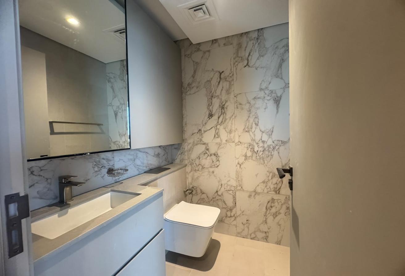 Smart Unit | Modern Living | Prime Location photo 11