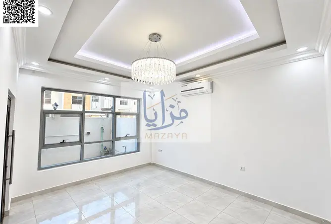 158220305 - Property Image 3