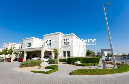 تاون هاوس - 2 غرف نوم - 3 حمامات للبيع في منطقة الشلال - الغدير - أبوظبي