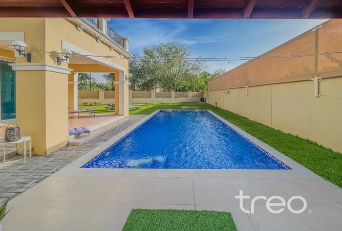 127017618 - Property Image 2