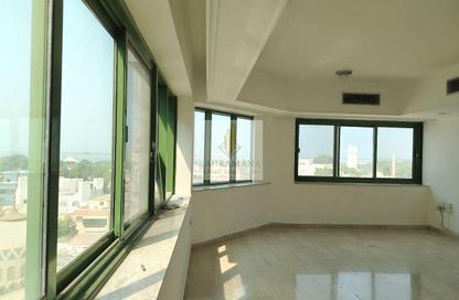Apartment - 5 Bedrooms - 5 Bathrooms for rent in Cornich Al Khalidiya - Al Khalidiya - Abu Dhabi