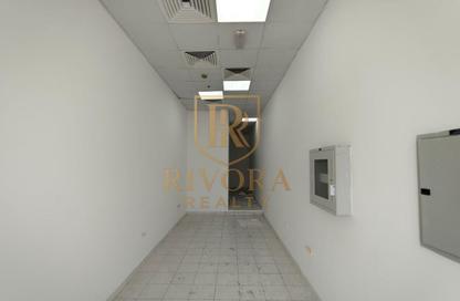 Shop - Studio - 1 Bathroom for rent in Al Karama - Dubai Shop - Studio - 1 Bathroom for rent in Al Karama - Dubai