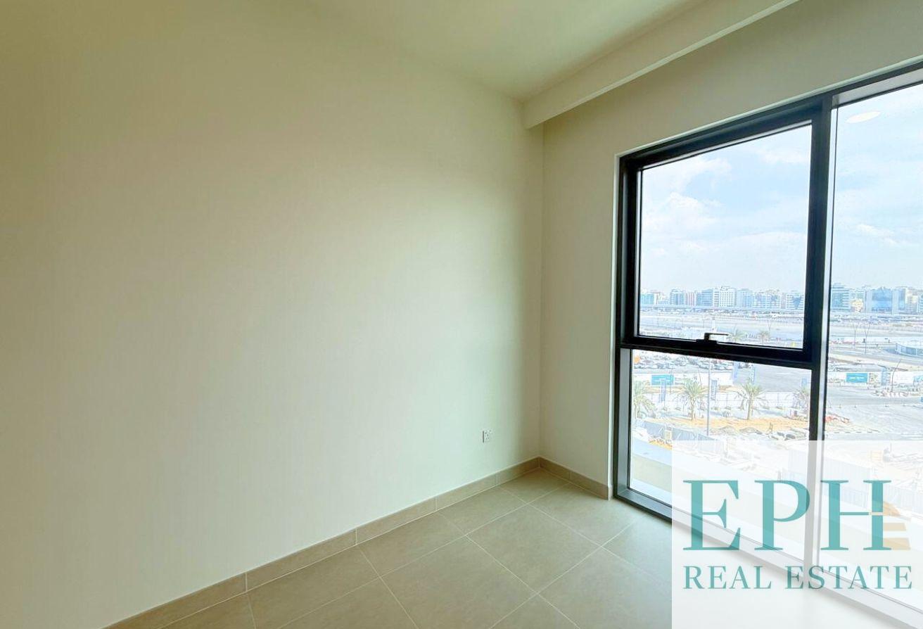 SEA VIEW | MID FLOOR | MULTIPLE UNITS | VACANT photo 11