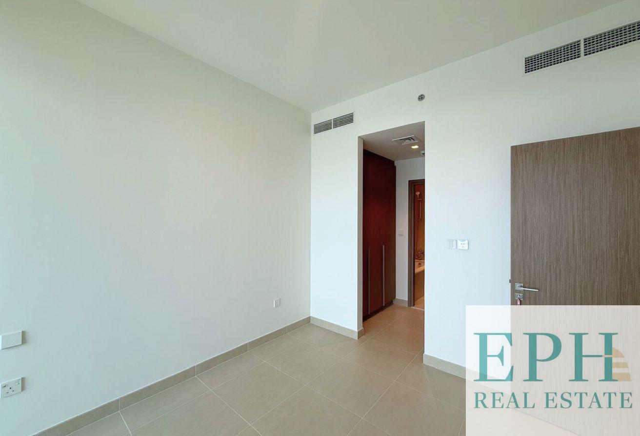 SEA VIEW | MID FLOOR | MULTIPLE UNITS | VACANT photo 6