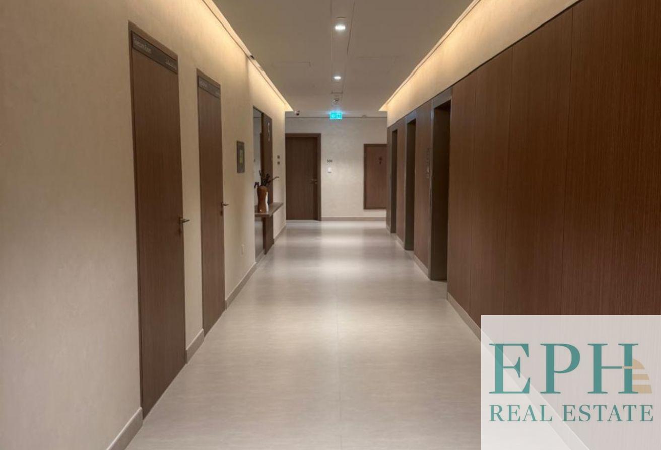 SEA VIEW | MID FLOOR | MULTIPLE UNITS | VACANT photo 21