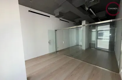 Office Space - Studio - 1 Bathroom for rent in Umm Al Sheif Commercial Building - Umm Al Sheif - Dubai