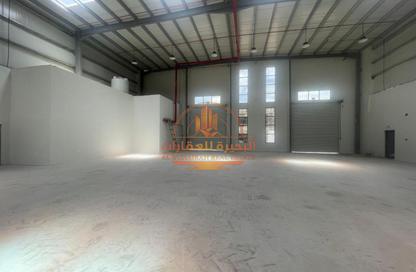 Warehouse - Studio - 1 Bathroom for sale in Umm Al Thuoob - Umm Al Quwain