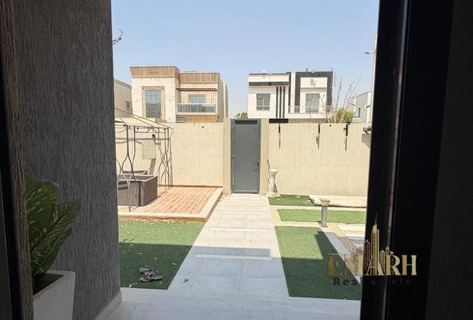 138749100 - Property Image 3
