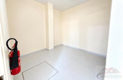 Shop - Studio - 2 for rent in Muweileh Community - Muwaileh Commercial - Sharjah