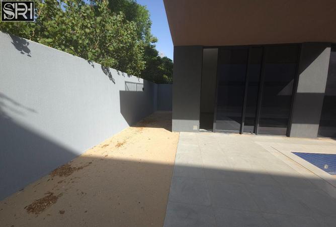 16251025 - Property Image 2