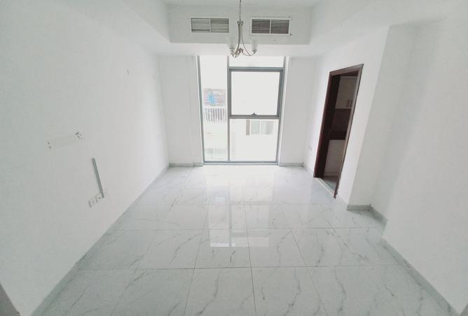 94872003 - Property Image 3
