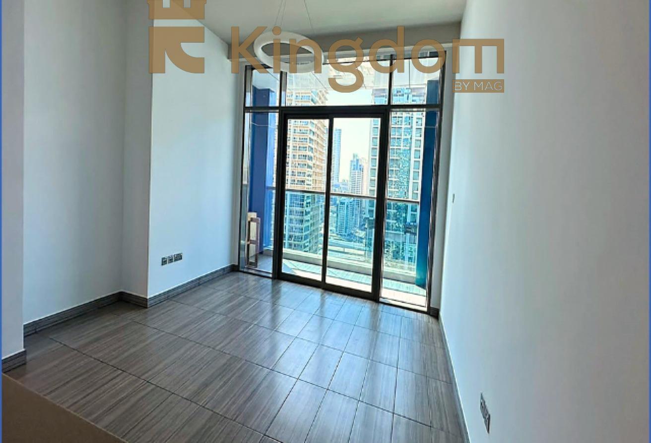 LAKE VIEW | NEAR METRO | PRIME LOCATION photo 9