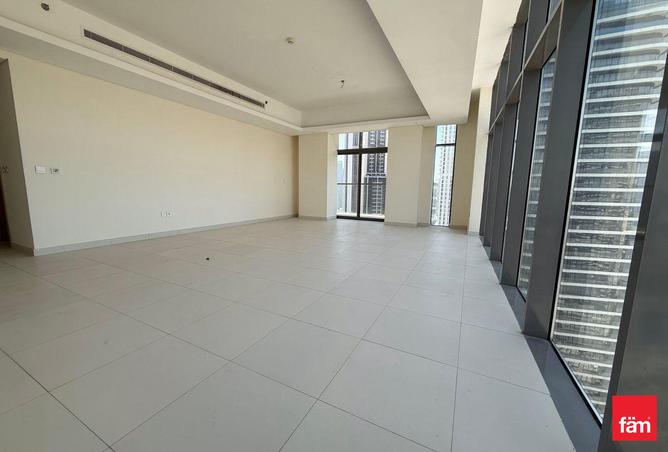 100852896 - Property Image 3