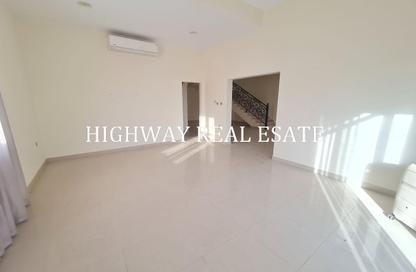 Villa - 5 - 7 for rent in Al Riqaibah - Al Suyoh - Sharjah