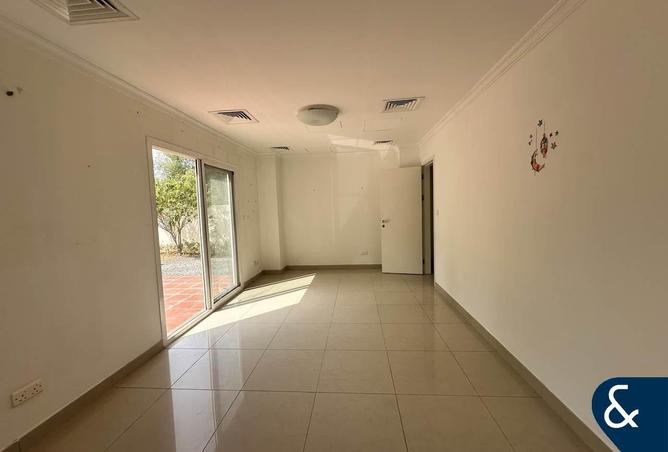 76169902 - Property Image 3