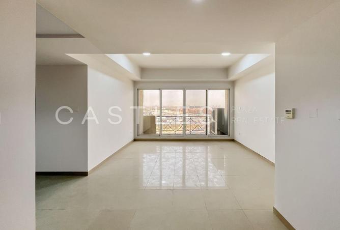 مطور | بجوار المترو مباشرةً | جاهز للسكن
