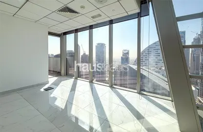 مكتب - استوديو للايجار في القمة - الخليج التجاري - دبي