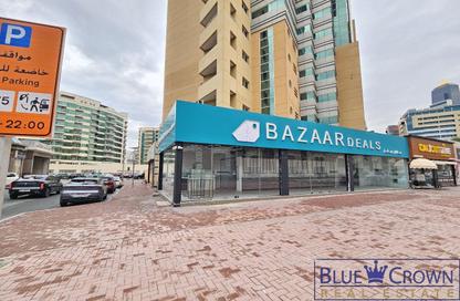 Shop - Studio - 2 Bathrooms for rent in Hessa Home Building - Oud Metha - Bur Dubai - Dubai