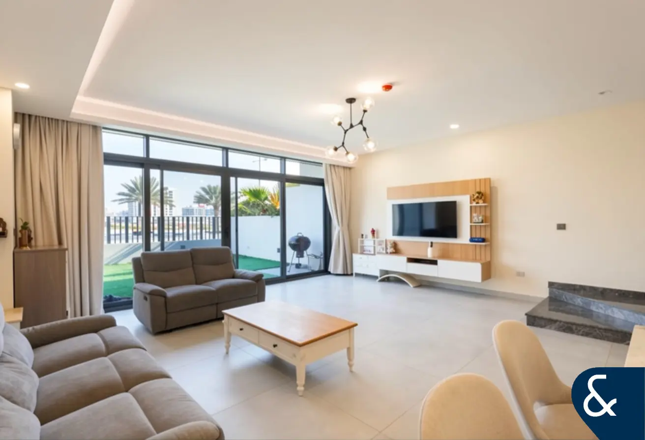 152354384 - Property Main Image
