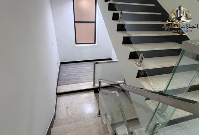 112301258 - Property Image 2