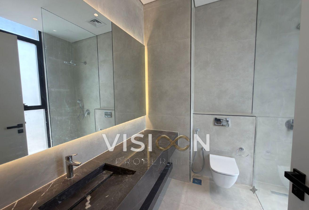 Specious 5BR a new- Modern Villa photo 18