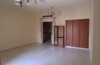 Apartment - Studio - 1 Bathroom for rent in Building P22 - France Cluster - International City - Dubai