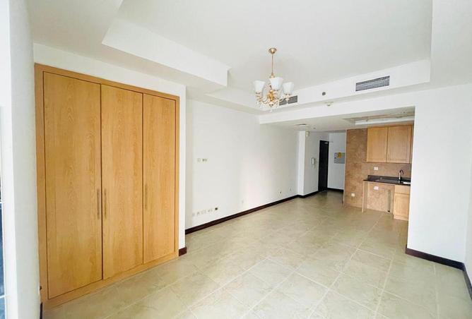 67911923 - Property Image 2