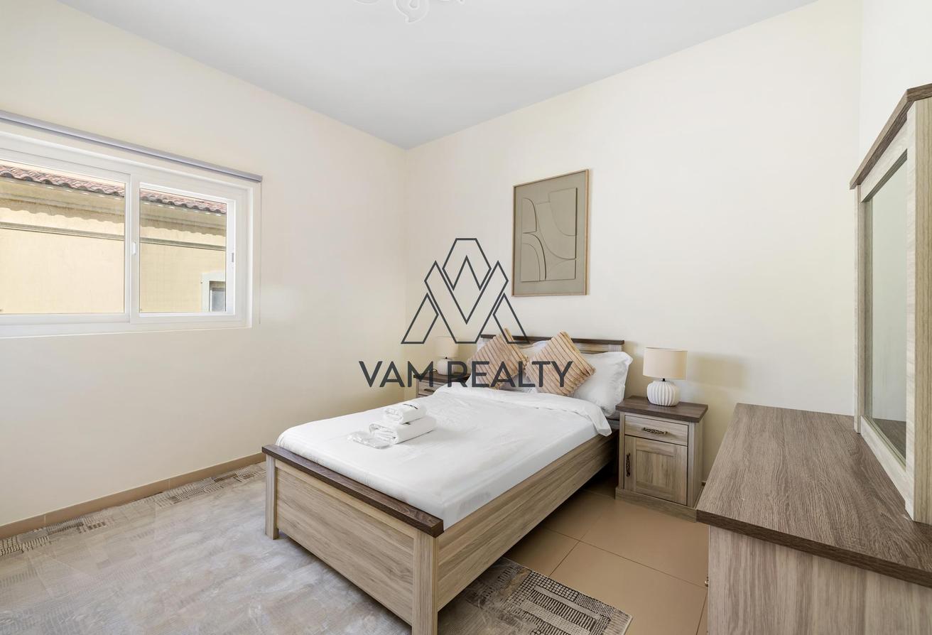 Corner Unit | 4BR Independent Villa + Maid photo 21