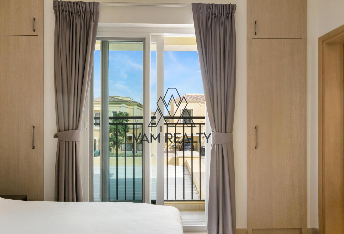 Corner Unit | 4BR Independent Villa + Maid photo 17