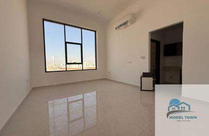 Apartment - Studio - 1 Bathroom for rent in Khalifa City A - Khalifa City - Abu Dhabi