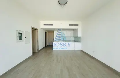 شقة - غرفة نوم - 2 حمامات للايجار في لوما بارك فيوز - منطقة 14 - قرية جميرا الدائرية - دبي