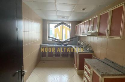 Apartment - 2 Bedrooms - 3 Bathrooms for rent in Al Khan Corniche - Al Khan - Sharjah Apartment - 2 Bedrooms - 3 Bathrooms for rent in Al Khan Corniche - Al Khan - Sharjah