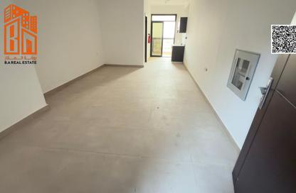Apartment - Studio - 1 for rent in Ajman Hills - Al Alia - Ajman Apartment - Studio - 1 for rent in Ajman Hills - Al Alia - Ajman