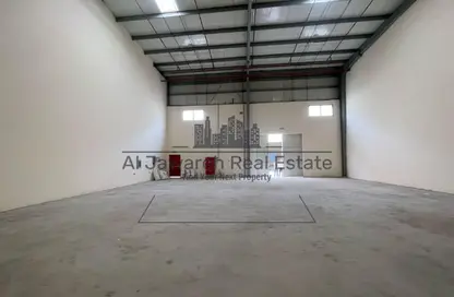 مستودع - استوديو - 1 حمام للايجار في أم درع - أم القيوين