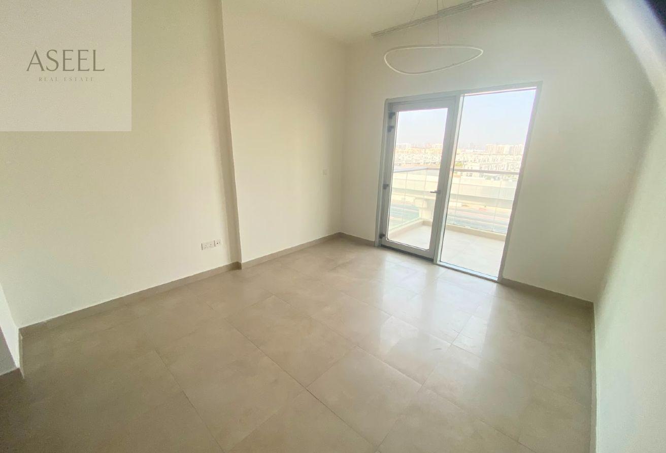 Vacant | Unfurnished | Prime Location photo 3