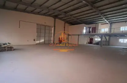 مستودع - استوديو - 1 حمام للايجار في مدينة الإمارات الصناعية - الشارقة