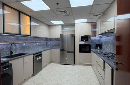 Apartment - 3 - 3 for rent in Al Dana Tower - Al Majaz 3 - Al Majaz - Sharjah