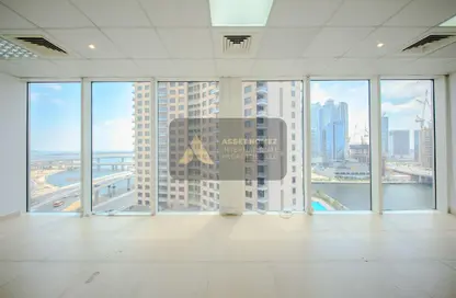 Office Space - Studio - 2 Bathrooms for rent in Crystal Tower - Business Bay - Dubai