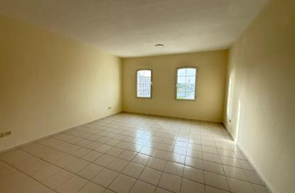 Apartment - Studio - 1 Bathroom for rent in Building P12 - France Cluster - International City - Dubai