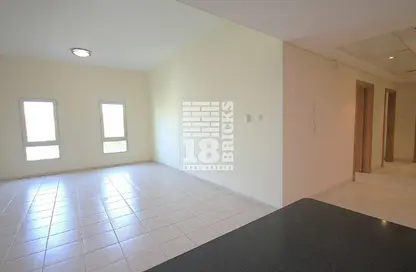 Apartment - 2 Bedrooms - 3 Bathrooms for sale in Contemporary Cluster - Discovery Gardens - Dubai