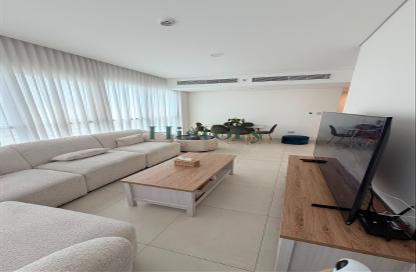 Apartment - 2 Bedrooms - 3 Bathrooms for rent in Radiant Square - City Of Lights - Al Reem Island - Abu Dhabi
