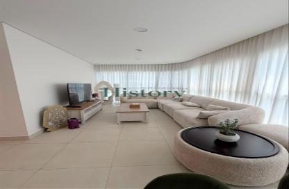 Apartment - 2 Bedrooms - 3 Bathrooms for rent in Radiant Square - City Of Lights - Al Reem Island - Abu Dhabi