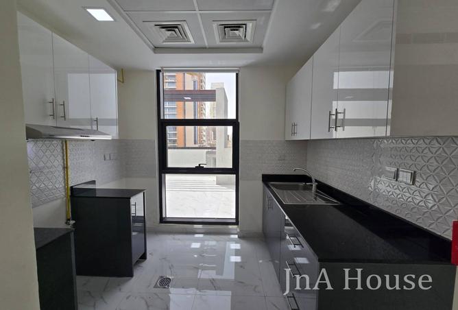 73123045 - Property Image 3