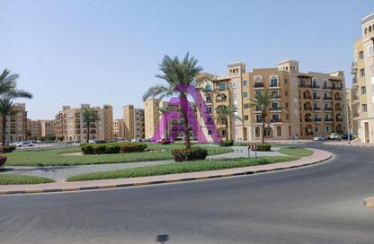 Shop - Studio - 1 Bathroom for rent in Building IC1-EMR-13 - Emirates Cluster - International City - Dubai