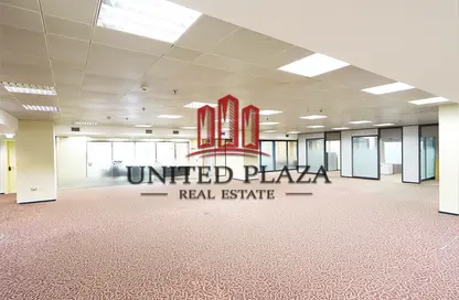 مكتب - استوديو للايجار في الدانه - أبوظبي